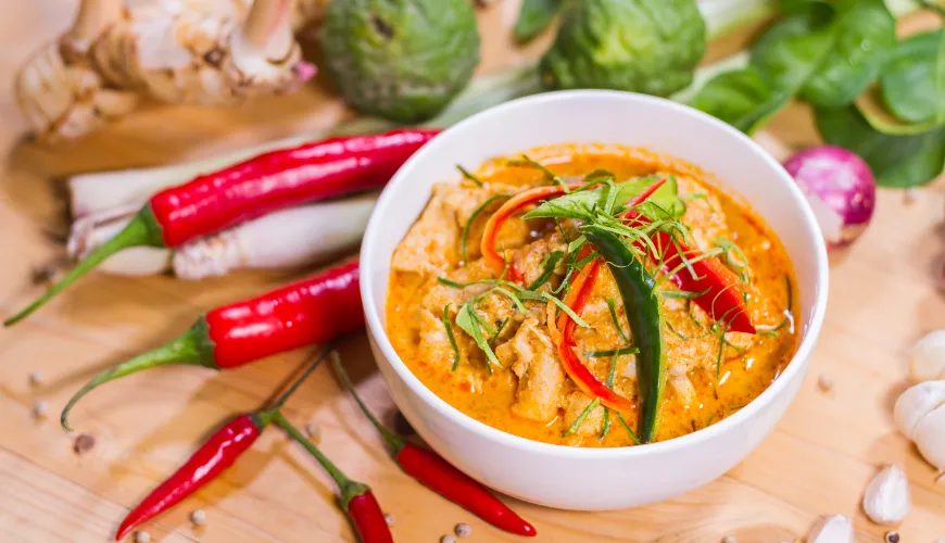 A thaiföldi curry elrepít az egzotikus Thaiföldre